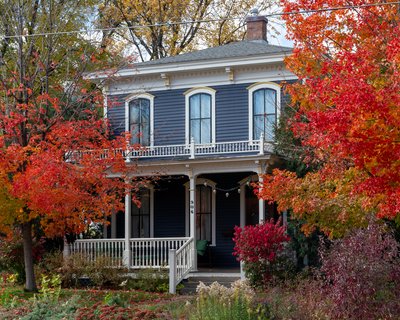 Frank and Mary Joy House, 904 3rd Street South