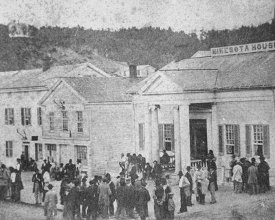 Minnesota House Hotel